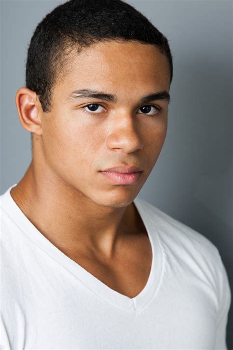 noah gray cabey.